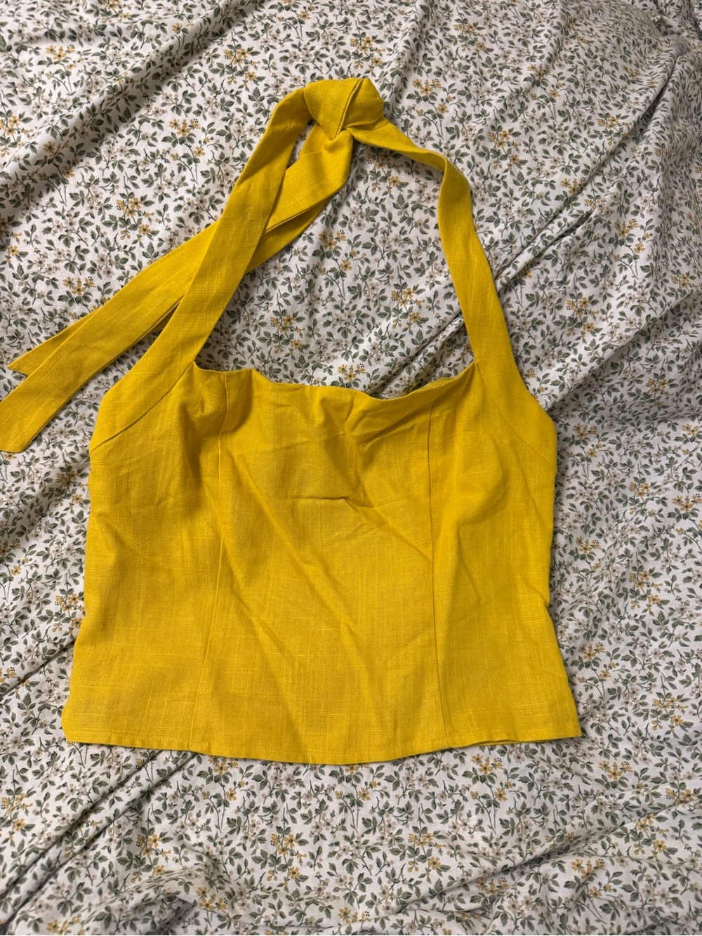 VICI 💛 Yellow Halter Tie Women's linen crop top NWOT